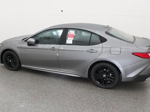 New 2026 Toyota Camry SE image 11