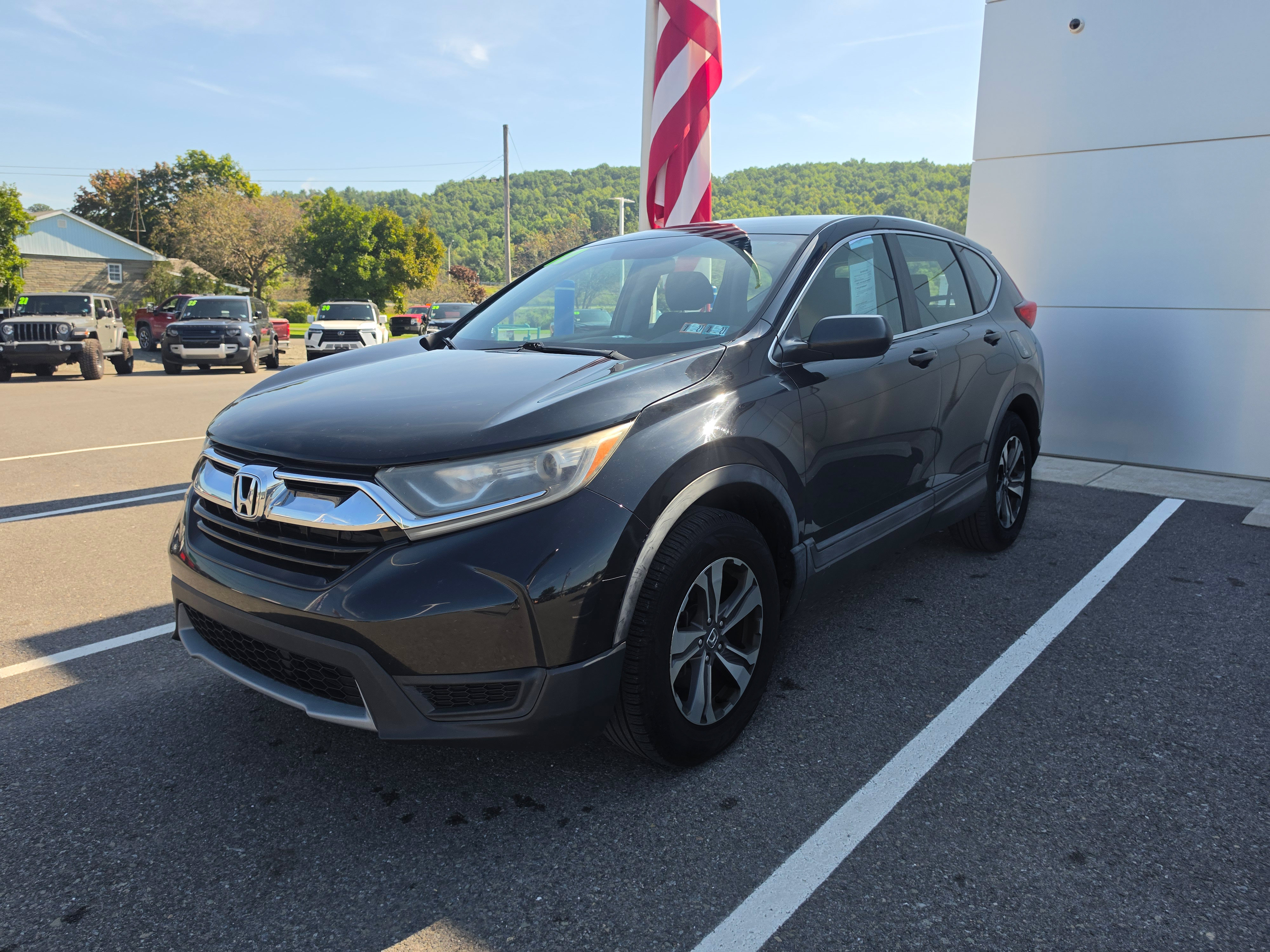 Used 2017 Honda CR-V LX image 8