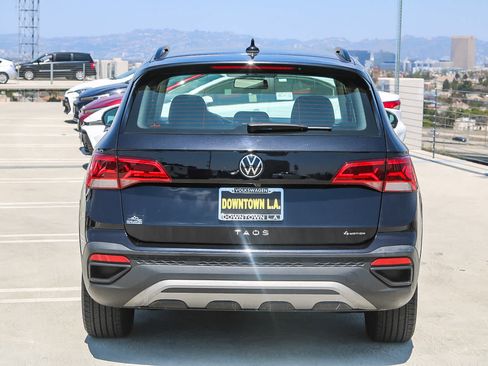 Used 2022 Volkswagen Taos S image 7