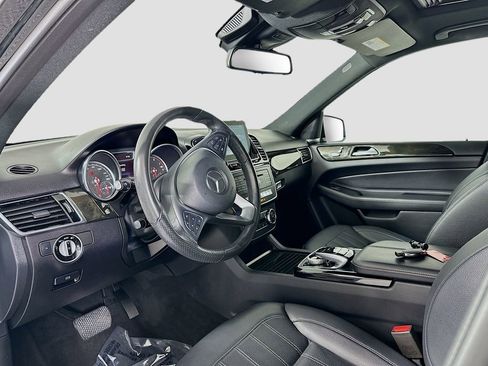 Used 2017 Mercedes-Benz GLE 350 image 4