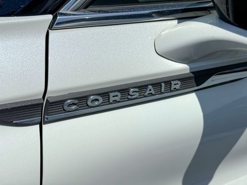Used 2020 Lincoln Corsair AWD w/ Equipment Group 101A image 7