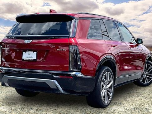 Used 2026 Cadillac Vistiq Sport w/ LPO, Floor Liner Package AWD/4WD image 5