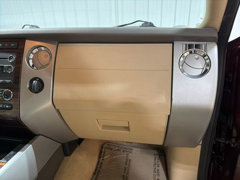 Used 2011 Ford Expedition XLT w/ 201A Rapid Spec Order Code image 24