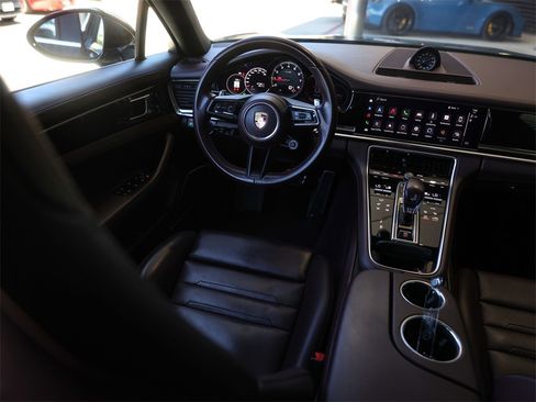 Certified 2022 Porsche Panamera 4S w/ Premium Package image 37