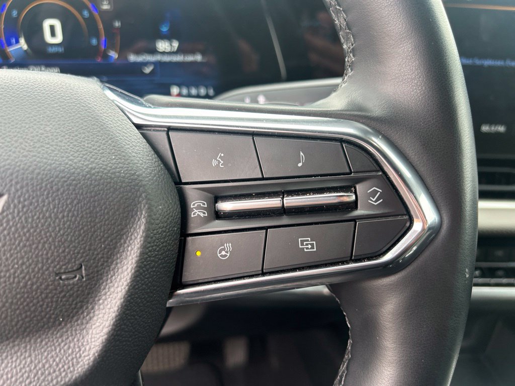 Used 2025 Chevrolet Equinox LT w/ Convenience Package II FWD image 20