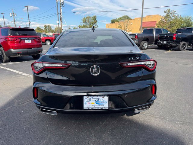 Used 2025 Acura TLX w/ Technology Package FWD image 8