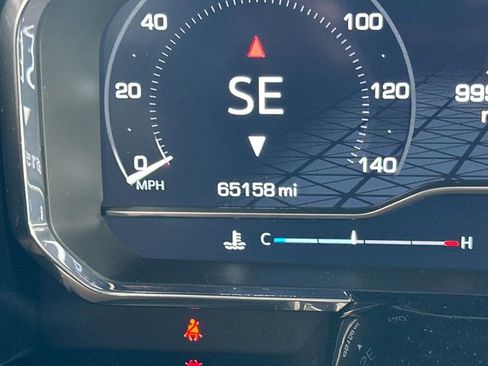 Used 2022 GMC Sierra 1500 SLT w/ SLT Convenience Package image 28