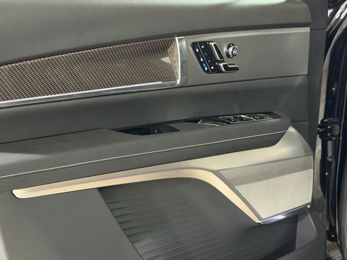 New 2026 Cadillac Vistiq Luxury AWD/4WD image 19