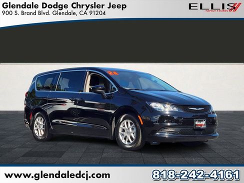 Used 2024 Chrysler Voyager LX FWD image 35