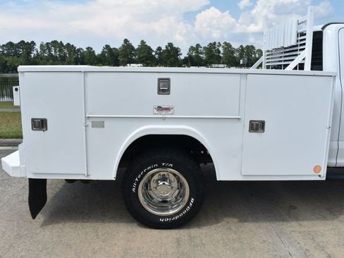 Used 2017 Ford F350 XL w/ Power Equipment Group image 4