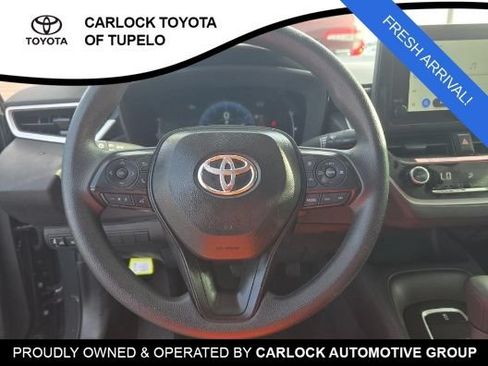 Used 2026 Toyota Corolla LE FWD image 8