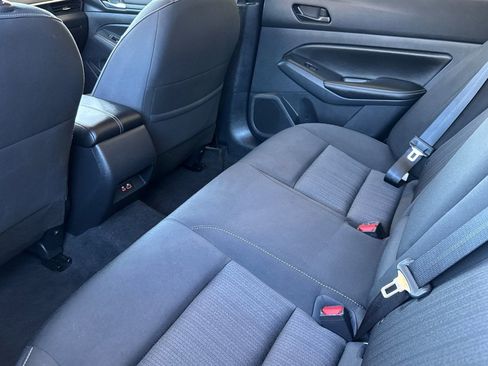 Used 2024 Nissan Altima 2.5 SV image 26