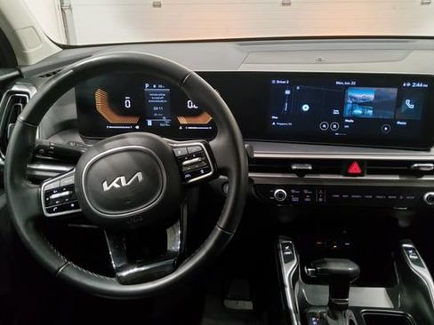 Used 2024 Kia Sorento S AWD/4WD image 33