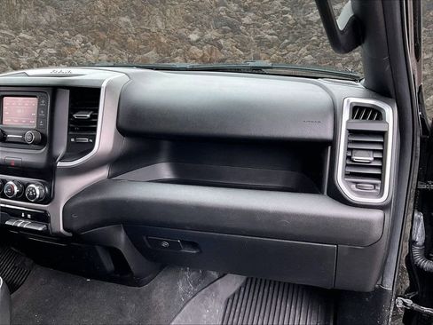 Used 2021 RAM 1500 Big Horn image 15
