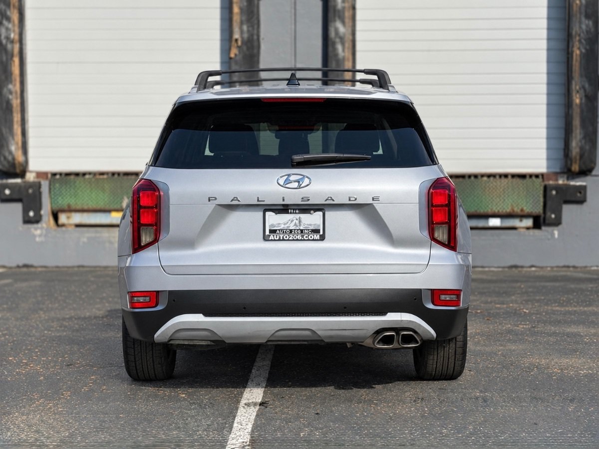 Used 2022 Hyundai Palisade SEL w/ 8P Bench Seat Package FWD image 4