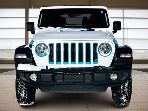 Used 2020 Jeep Wrangler Sport image 3