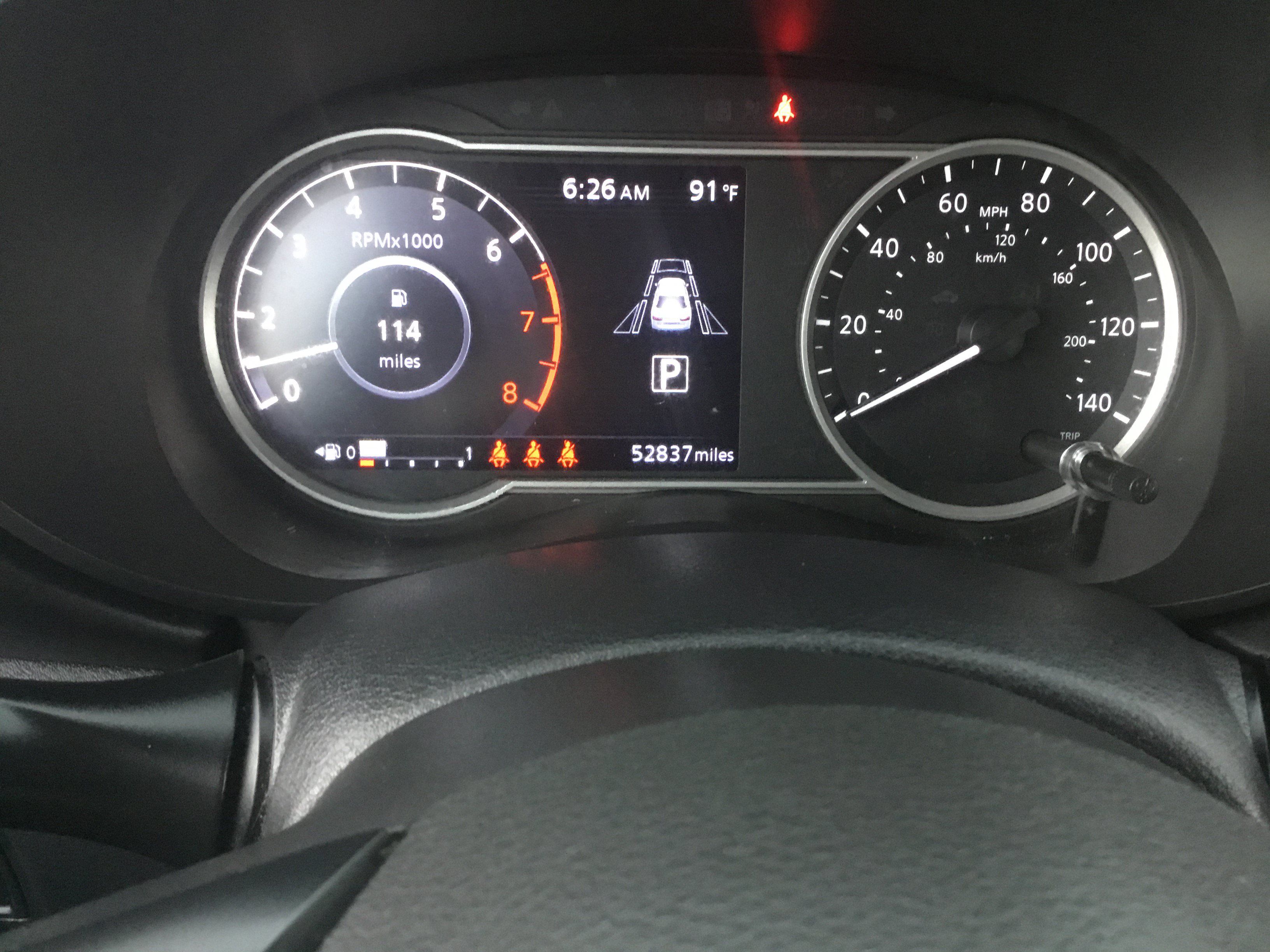 Used 2022 Nissan Versa SR w/ Convenience Package FWD image 15