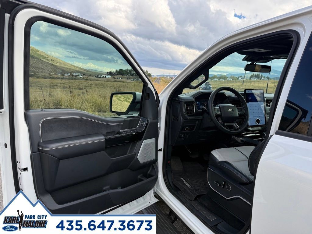 Used 2025 Ford F150 Lightning Platinum AWD/4WD image 13