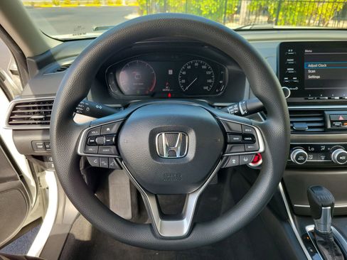 Used 2019 Honda Accord LX image 30