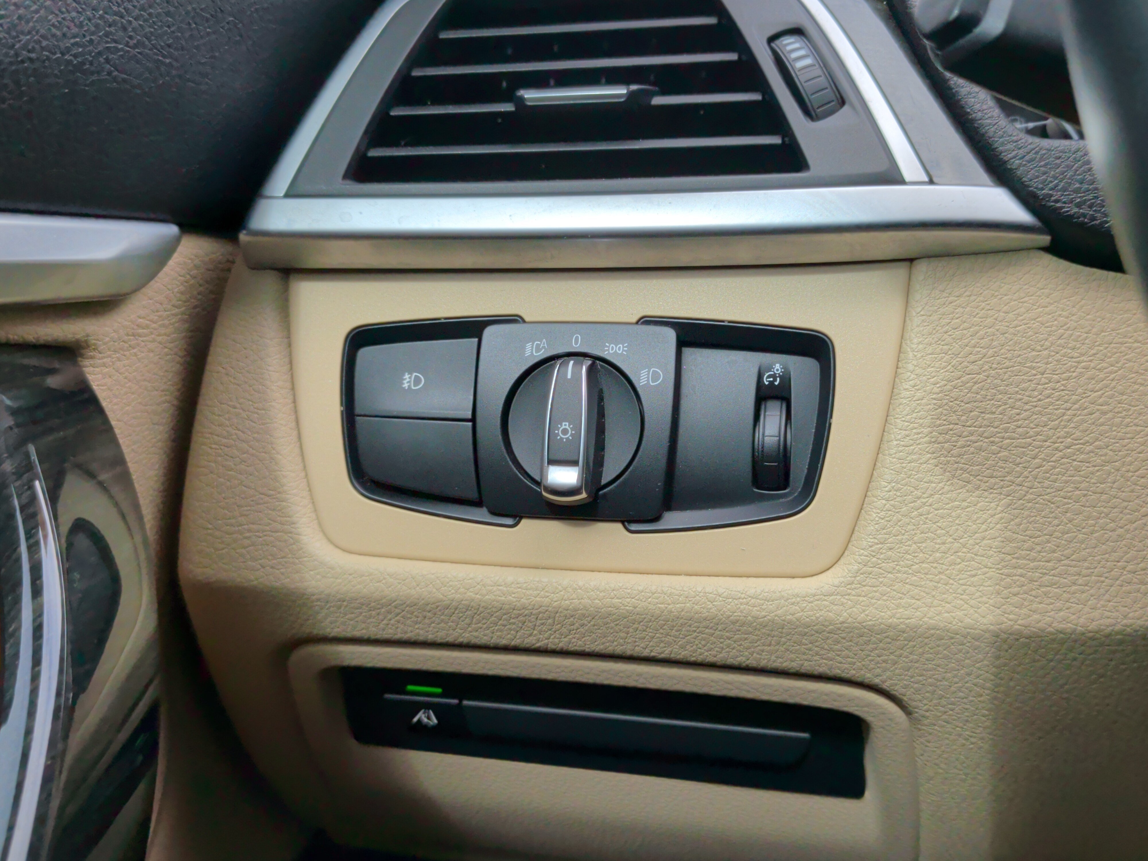 Used 2019 BMW 430i Coupe w/ Convenience Package RWD image 22