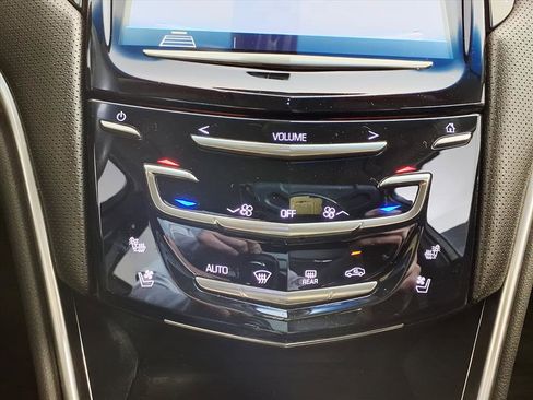 Used 2019 Cadillac XTS Luxury image 20