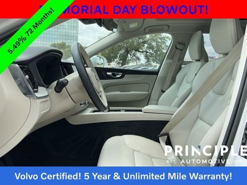 Certified 2023 Volvo XC60 B5 Plus w/ Climate Package AWD/4WD image 31