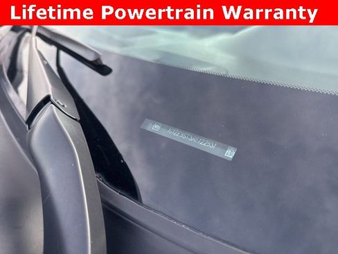 Used 2024 Chevrolet Malibu LT image 27