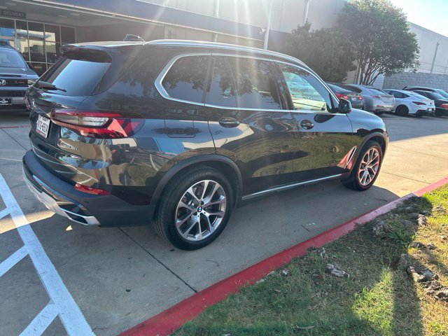 Used 2022 BMW X5 xDrive40i w/ Premium Package AWD/4WD image 5