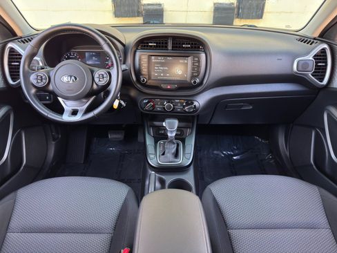 Used 2021 Kia Soul X-Line FWD image 11