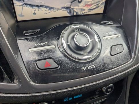 Used 2015 Ford Escape Titanium image 21