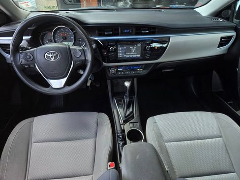 Used 2015 Toyota Corolla LE FWD image 15
