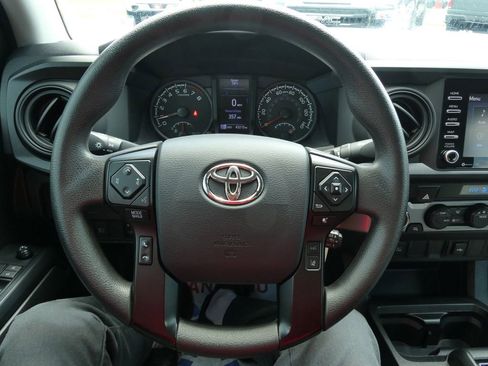 Used 2023 Toyota Tacoma SR AWD/4WD image 31