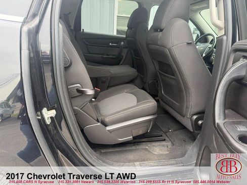 Used 2017 Chevrolet Traverse LT w/ Style and Technology Package AWD/4WD image 14