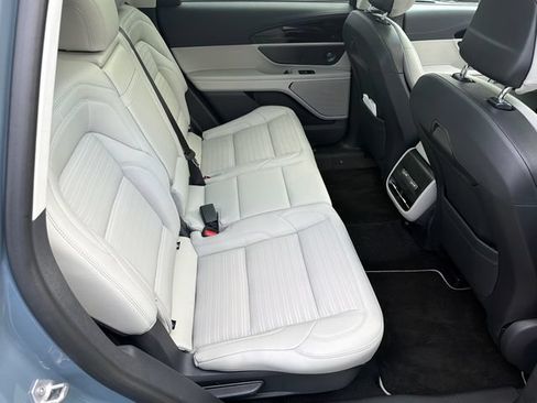 New 2026 Lincoln Nautilus Reserve w/ Jet Appearance Package AWD/4WD image 16