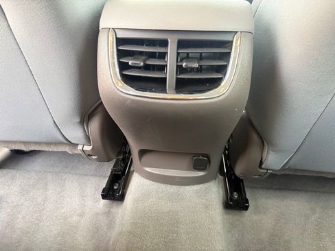 Used 2023 Chevrolet Malibu LT image 14