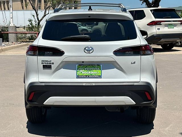 New 2026 Toyota Corolla Cross LE FWD image 4
