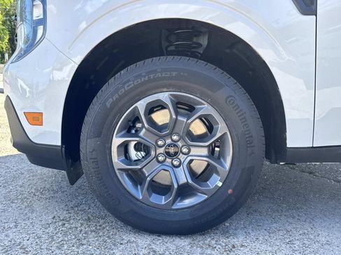 New 2026 Ford Maverick XLT AWD/4WD image 3
