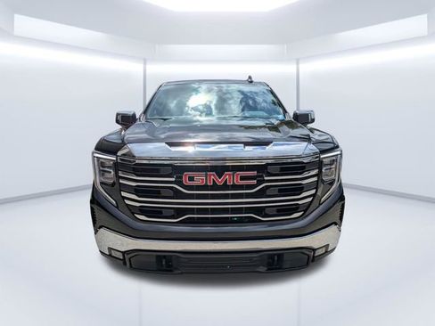 Used 2025 GMC Sierra 1500 SLT RWD image 9