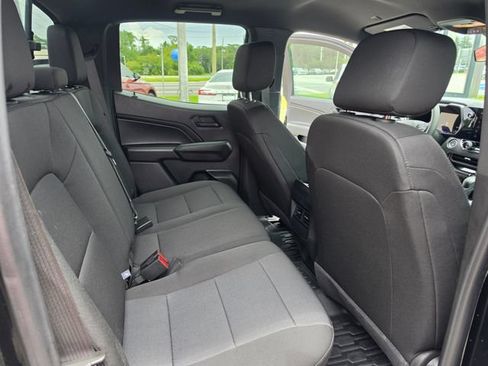 Used 2025 Chevrolet Colorado W/T RWD image 24
