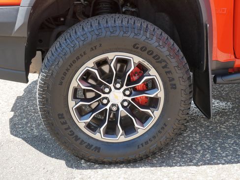 Used 2019 Chevrolet Colorado ZR2 AWD/4WD image 15