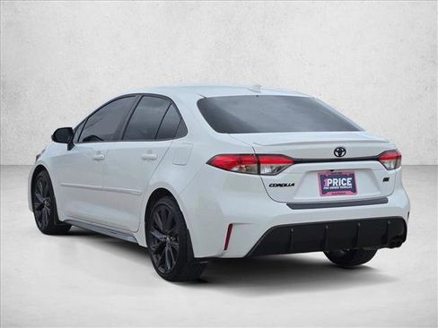 Used 2023 Toyota Corolla SE image 7