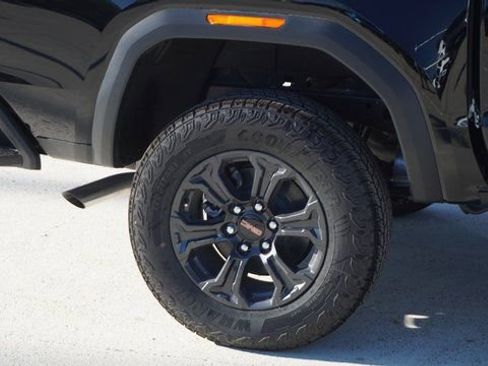 New 2025 GMC Canyon Elevation w/ Convenience Package image 6