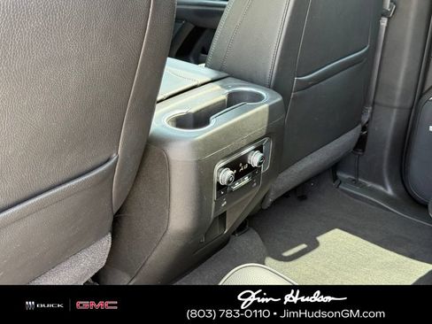 Used 2021 GMC Yukon Denali AWD/4WD image 29