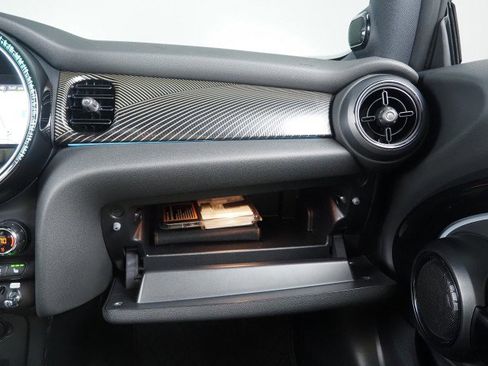 Used 2024 MINI Cooper SE w/ MINI Resolute Edition image 35