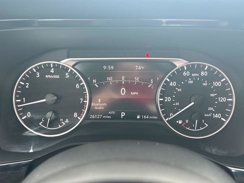 Used 2023 Nissan Pathfinder SL w/ SL Premium Package AWD/4WD image 5