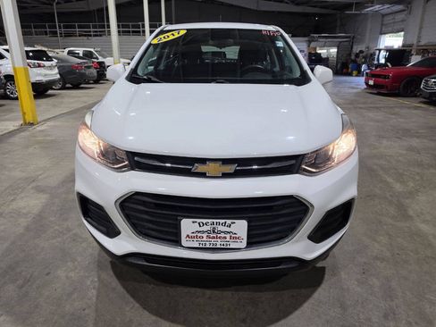 Used 2017 Chevrolet Trax LS AWD/4WD image 16