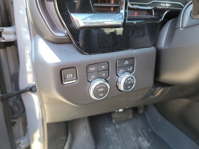 Used 2024 GMC Sierra 1500 Elevation w/ Preferred Package AWD/4WD image 11