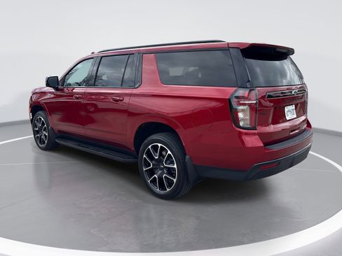 Used 2023 Chevrolet Suburban RST w/ Luxury Package image 6