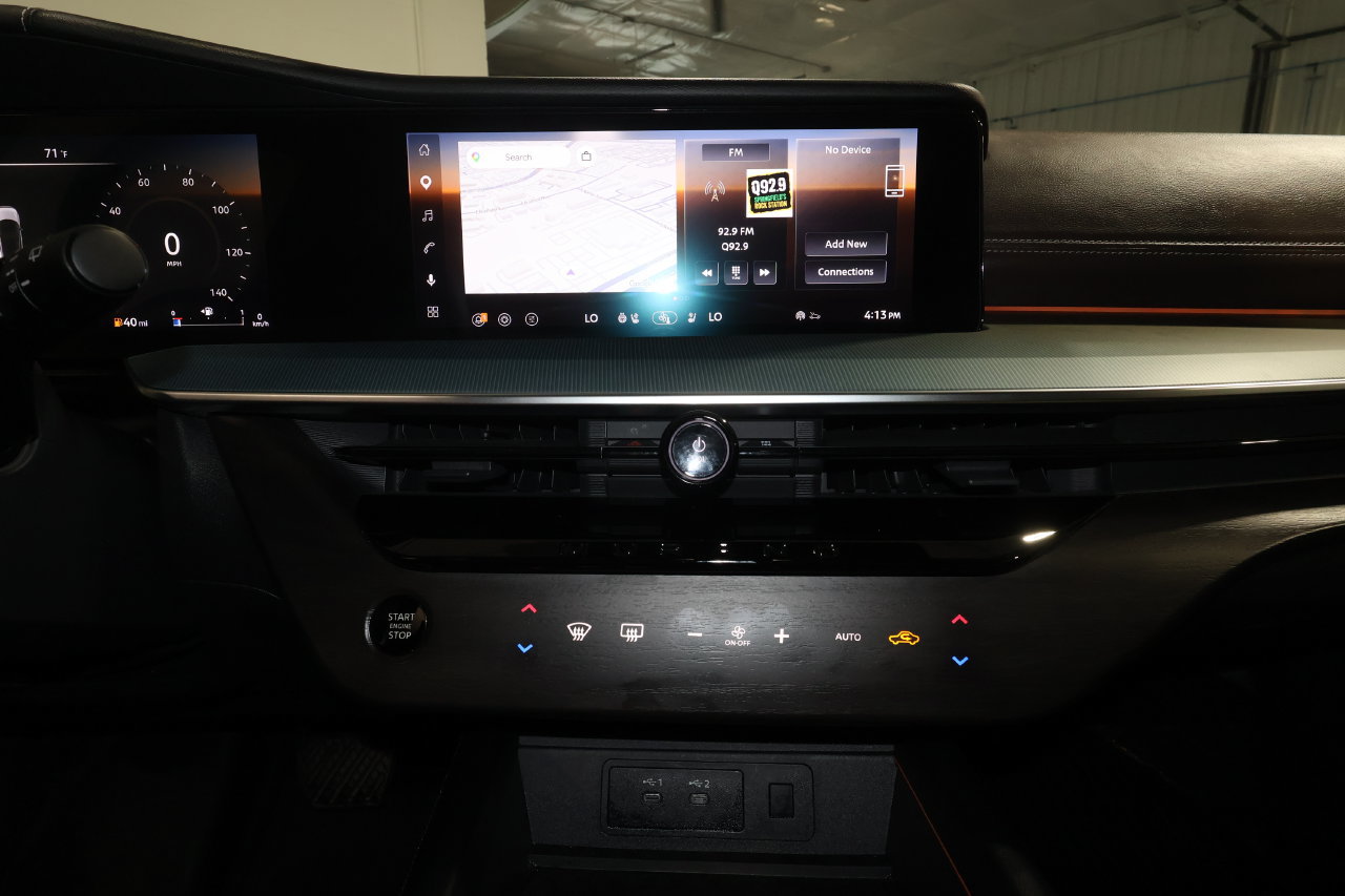 Used 2025 Nissan Murano Platinum w/ Cargo Package AWD/4WD image 17