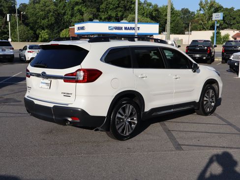 Used 2020 Subaru Ascent Limited w/ Technology Package AWD/4WD image 10